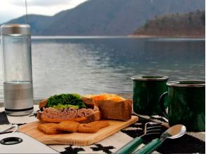 Модульний ліхтар Playful Base програє музику і заряджає ваші гаджети